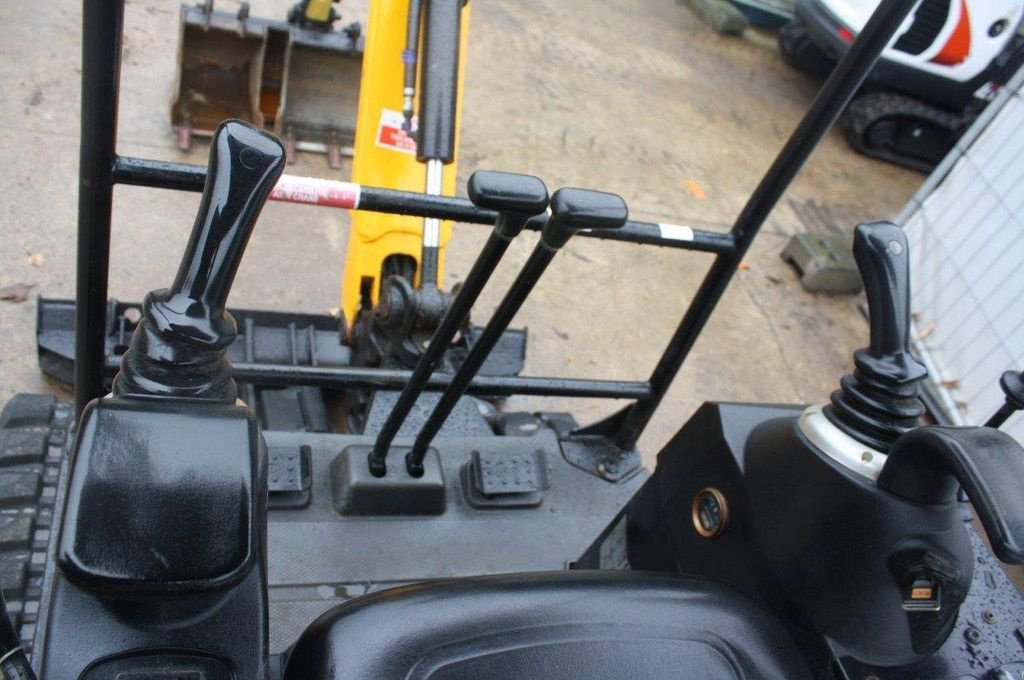 Minibagger от тип JCB 16C-1, Gebrauchtmaschine в Antwerpen (Снимка 8)