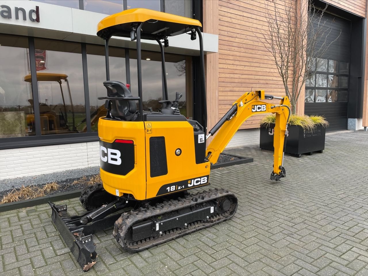 Minibagger des Typs JCB 18-Z, Gebrauchtmaschine in Barneveld (Bild 6)