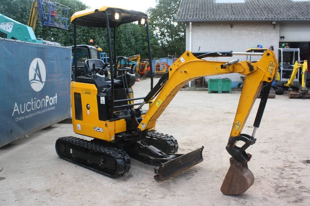 Minibagger des Typs JCB 18Z-1, Gebrauchtmaschine in Antwerpen (Bild 2)