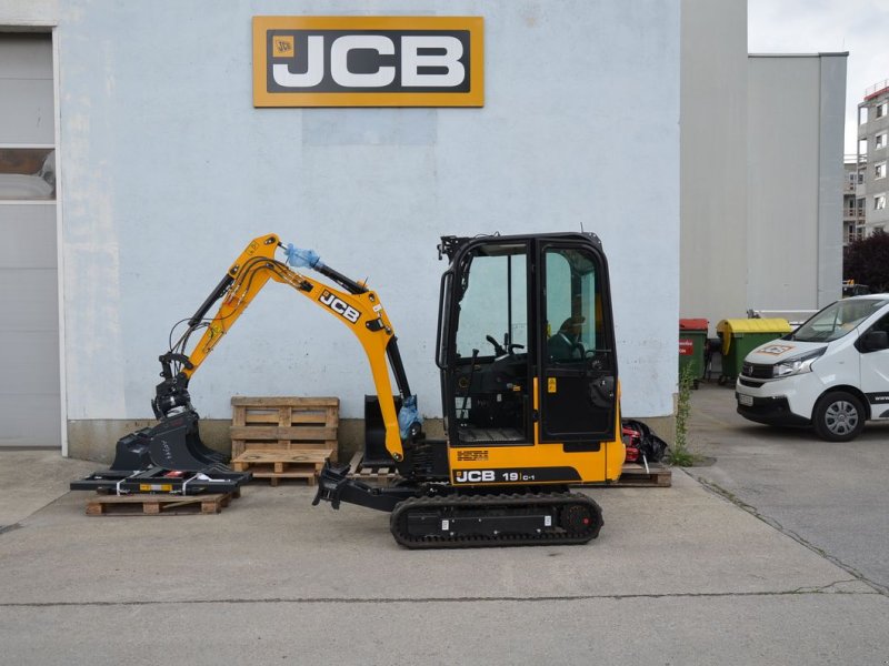 Minibagger of the type JCB 19C, Neumaschine in Wien (Picture 1)