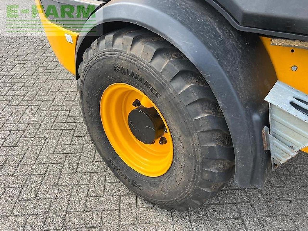 Minibagger za tip JCB 409 agri, Gebrauchtmaschine u ag BROEKLAND (Slika 15)