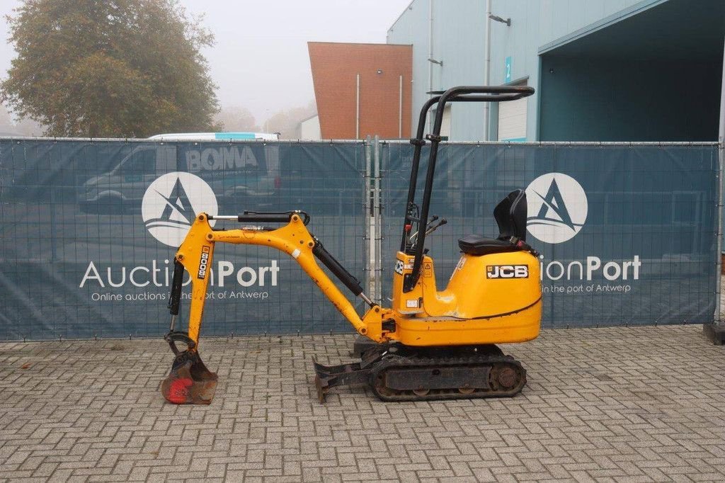 Minibagger des Typs JCB 8008 CTS, Gebrauchtmaschine in Antwerpen (Bild 1)