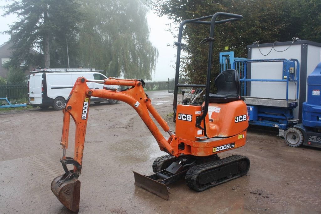 Minibagger van het type JCB 8008, Gebrauchtmaschine in Antwerpen (Foto 1)