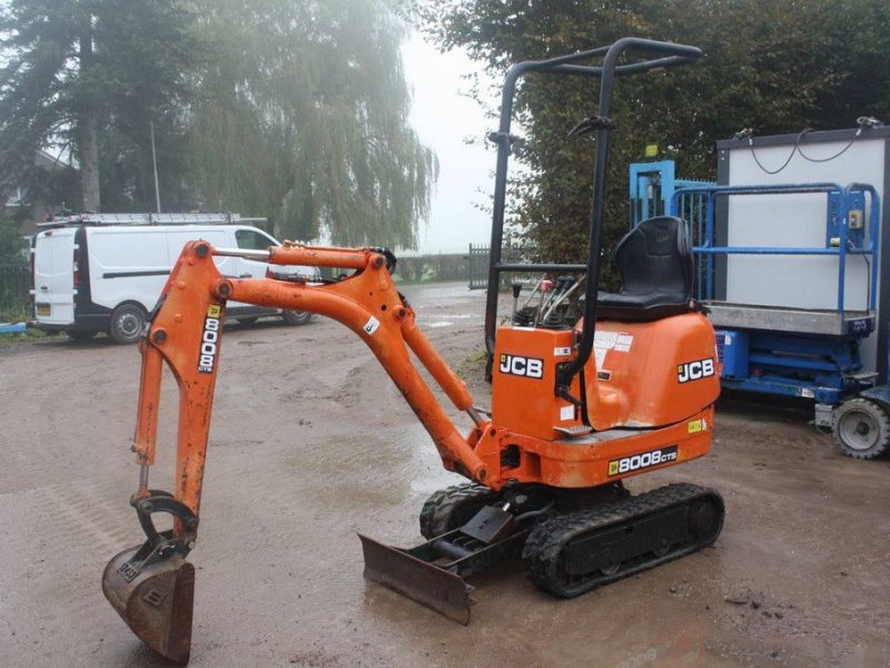 Minibagger of the type JCB 8008, Gebrauchtmaschine in Antwerpen (Picture 1)