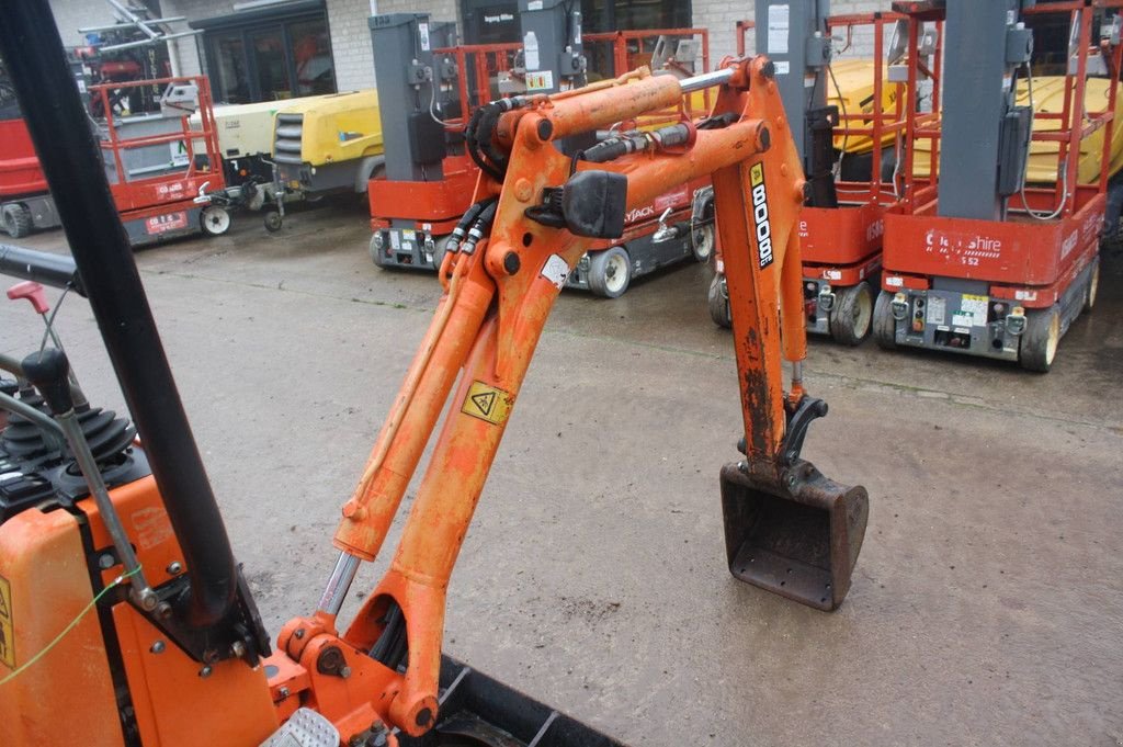 Minibagger Türe ait JCB 8008, Gebrauchtmaschine içinde Antwerpen (resim 11)