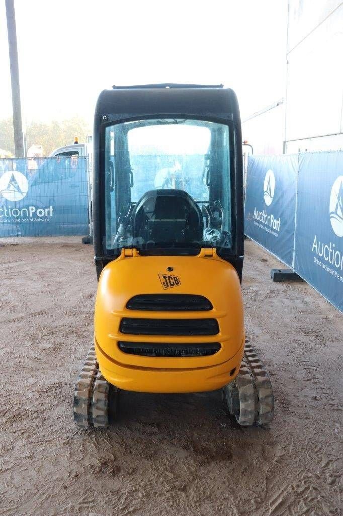 Minibagger des Typs JCB 8018, Gebrauchtmaschine in Antwerpen (Bild 4)