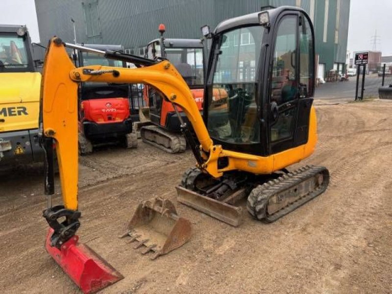 Minibagger des Typs JCB 8018, Gebrauchtmaschine in MOL (Bild 1)