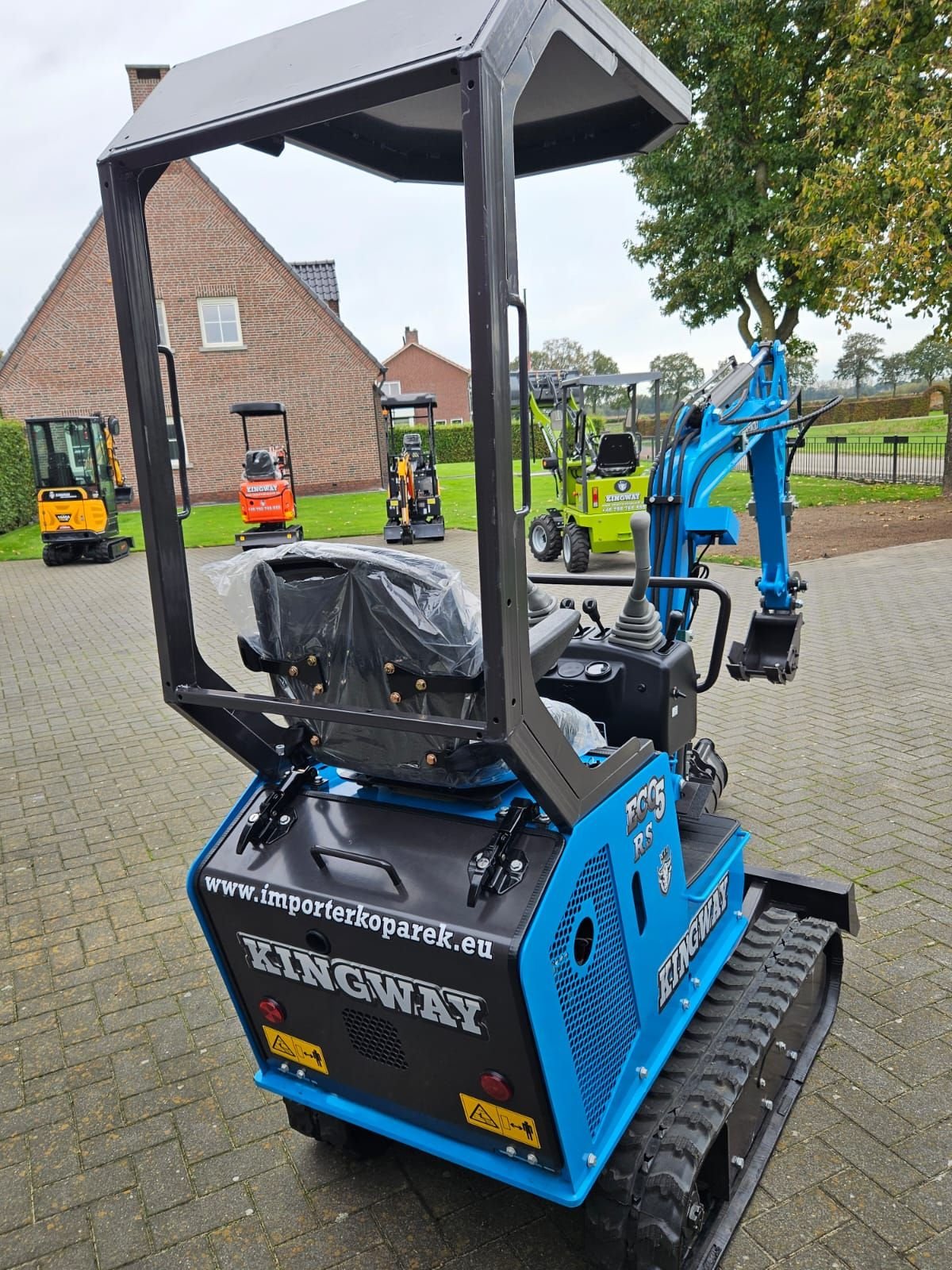 Minibagger of the type Kingway Eco 5, Neumaschine in Hollandscheveld (Picture 6)