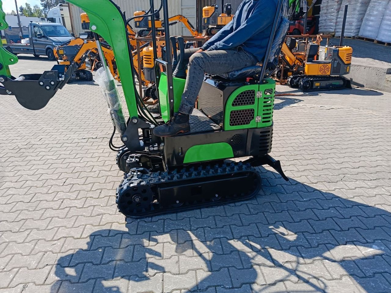 Minibagger tip Kingway Neon, Neumaschine in Hollandscheveld (Poză 4)