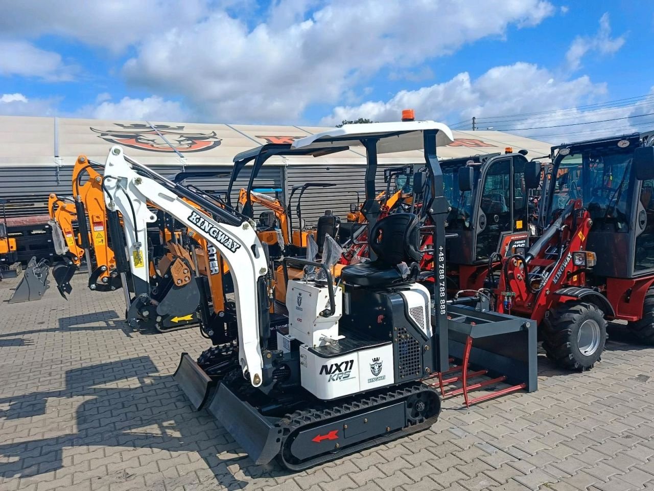 Minibagger of the type Kingway NX11, Neumaschine in Hollandscheveld (Picture 2)