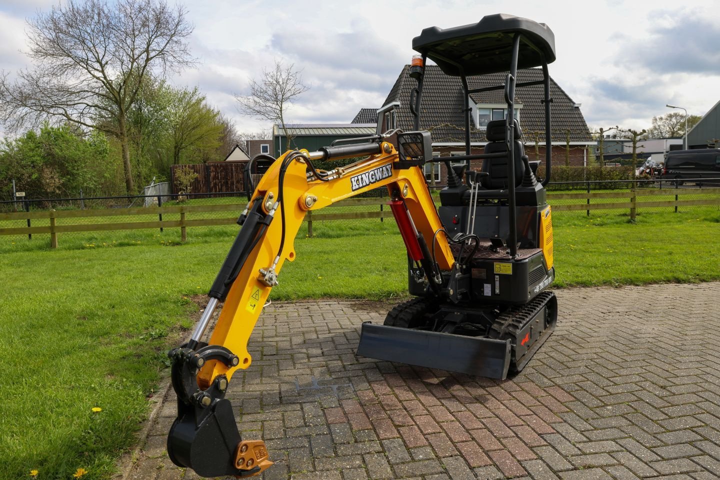 Minibagger des Typs Kingway Yama H12, Neumaschine in Hollandscheveld (Bild 6)