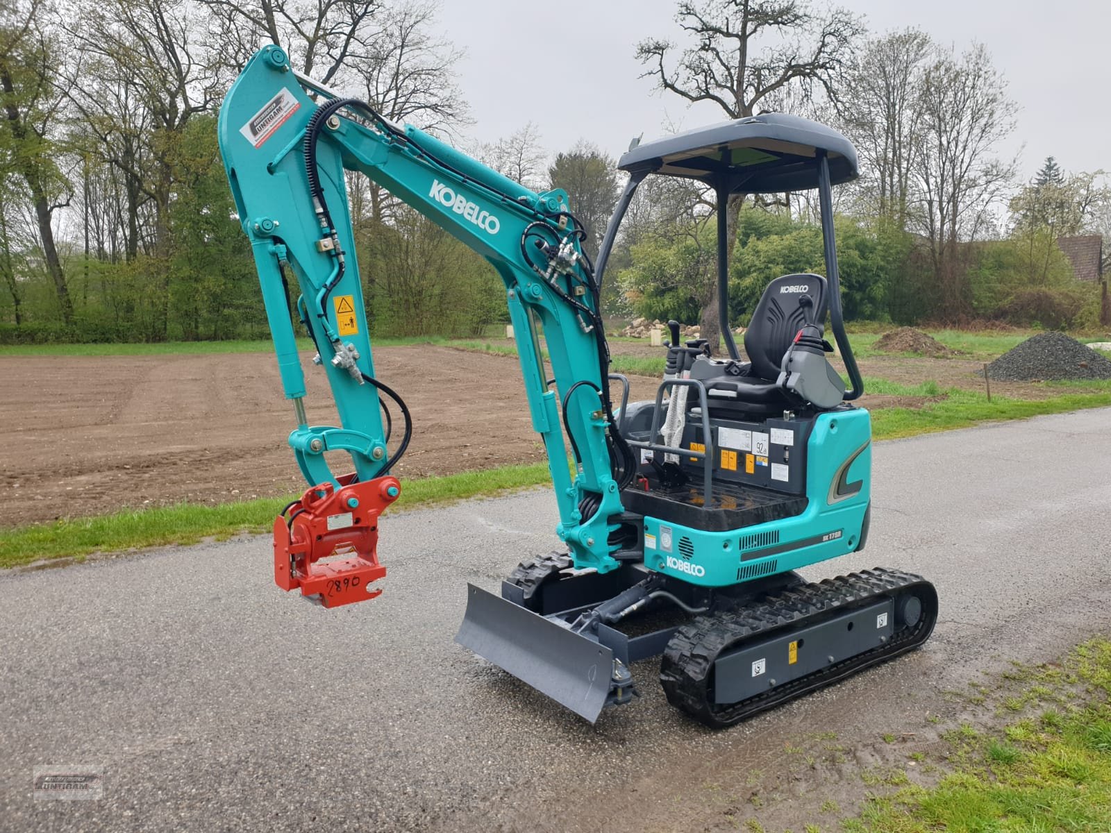 Minibagger del tipo Kobelco SK 17 SR-3E, Gebrauchtmaschine In Deutsch - Goritz (Immagine 3)