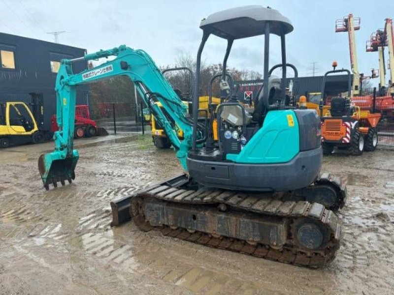 Minibagger of the type Kobelco SK 45 SR, Gebrauchtmaschine in MOL (Picture 1)