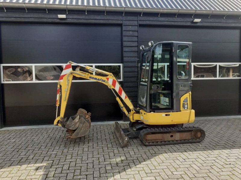 Minibagger des Typs Komatsu PC 18 MR-3 minigraver met 3 bakken, Gebrauchtmaschine in Ederveen