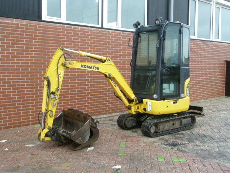 Minibagger of the type Komatsu PC16R-3HS, Gebrauchtmaschine in Barneveld (Picture 1)