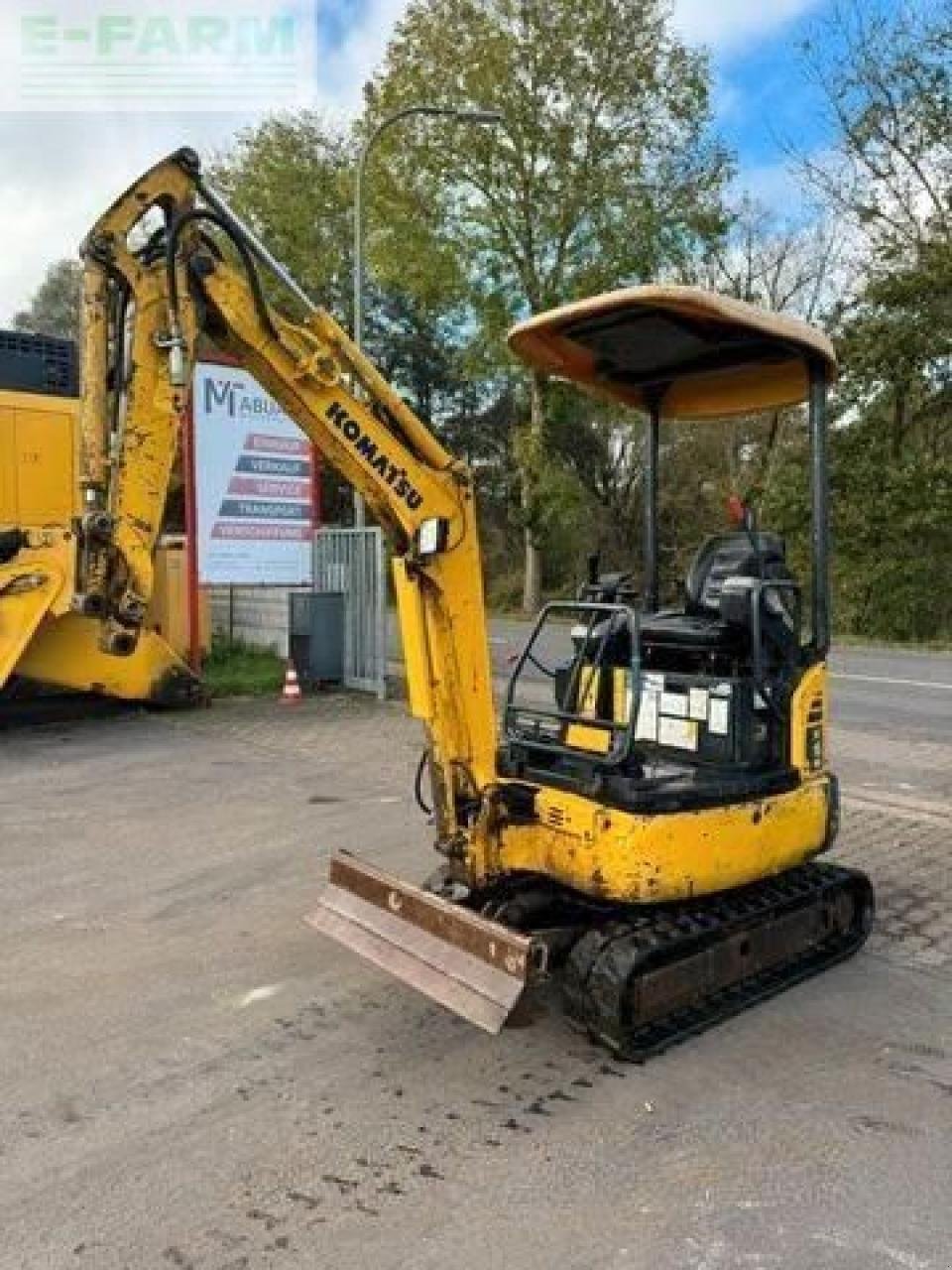 Minibagger des Typs Komatsu pc18 mr - 2 **bj. 2005 * 6623h, Gebrauchtmaschine in ÜBERHERRN / SAAR (Bild 2)