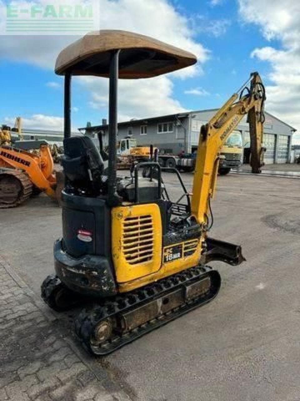 Minibagger des Typs Komatsu pc18 mr - 2 **bj. 2005 * 6623h, Gebrauchtmaschine in ÜBERHERRN / SAAR (Bild 4)