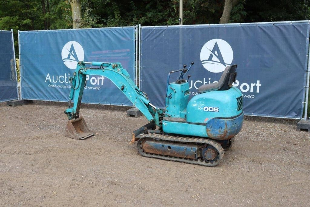 Minibagger du type Kubota K-008, Gebrauchtmaschine en Antwerpen (Photo 3)