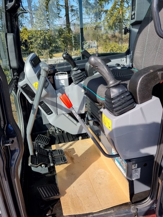 Minibagger van het type Kubota KX 042-4, Gebrauchtmaschine in Gabersdorf (Foto 24)