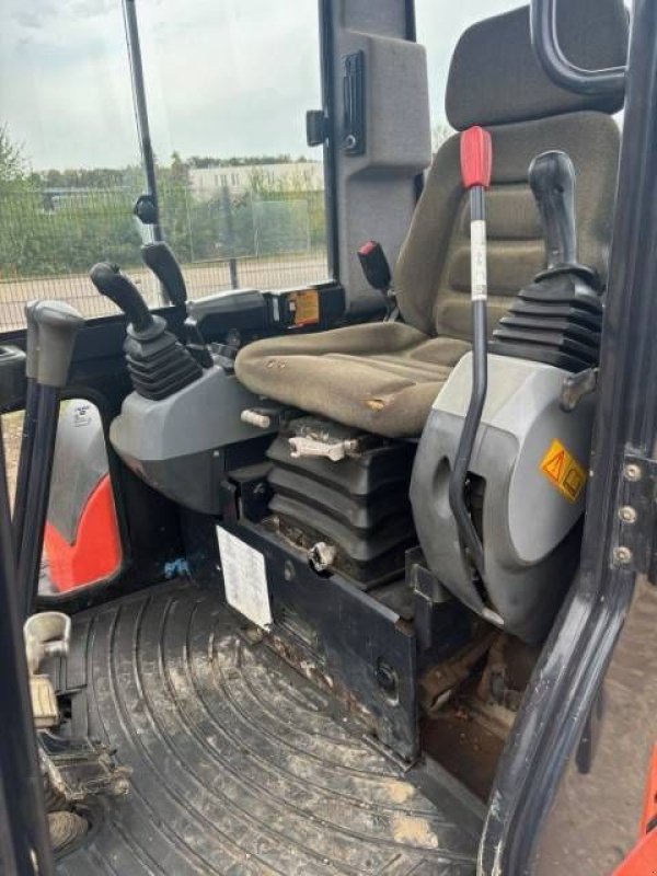 Minibagger of the type Kubota KX 101-3 A, Gebrauchtmaschine in MOL (Picture 6)