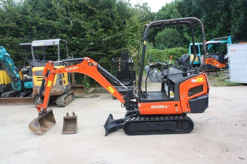 Minibagger du type Kubota KX015-4, Gebrauchtmaschine en Antwerpen (Photo 2)