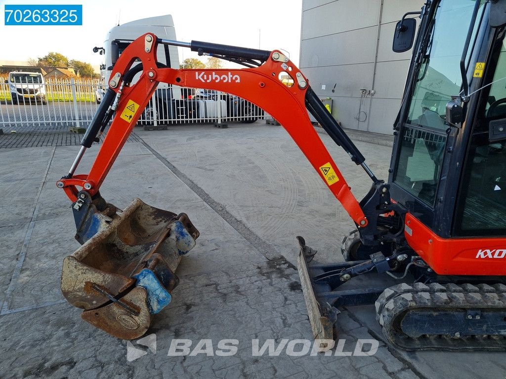 Minibagger van het type Kubota KX016-4 3X BUCKETS, Gebrauchtmaschine in Veghel (Foto 11)