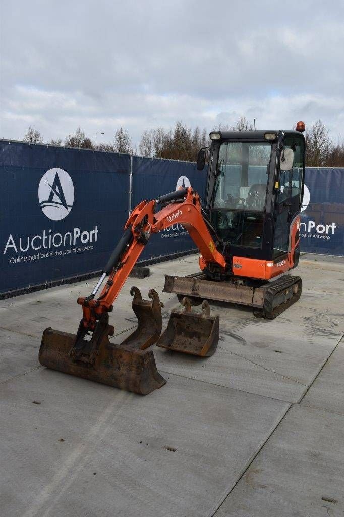 Minibagger du type Kubota KX016-4, Gebrauchtmaschine en Antwerpen (Photo 10)