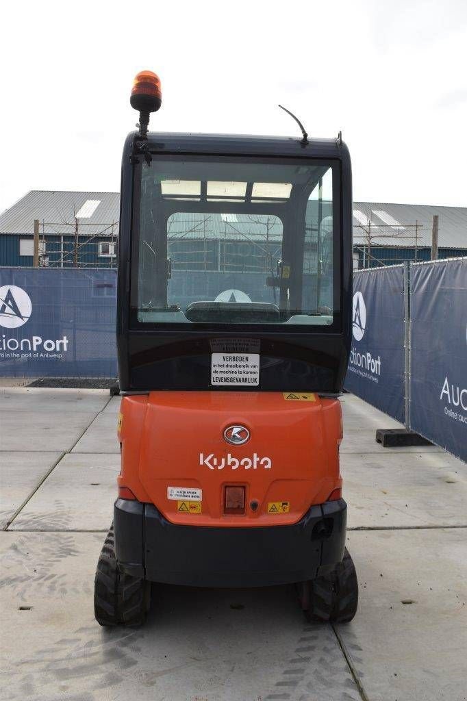 Minibagger du type Kubota KX016-4, Gebrauchtmaschine en Antwerpen (Photo 5)