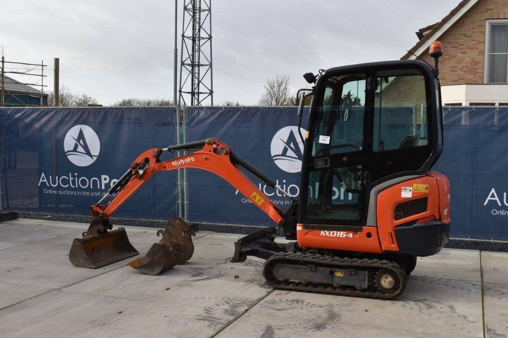 Minibagger du type Kubota KX016-4, Gebrauchtmaschine en Antwerpen (Photo 3)