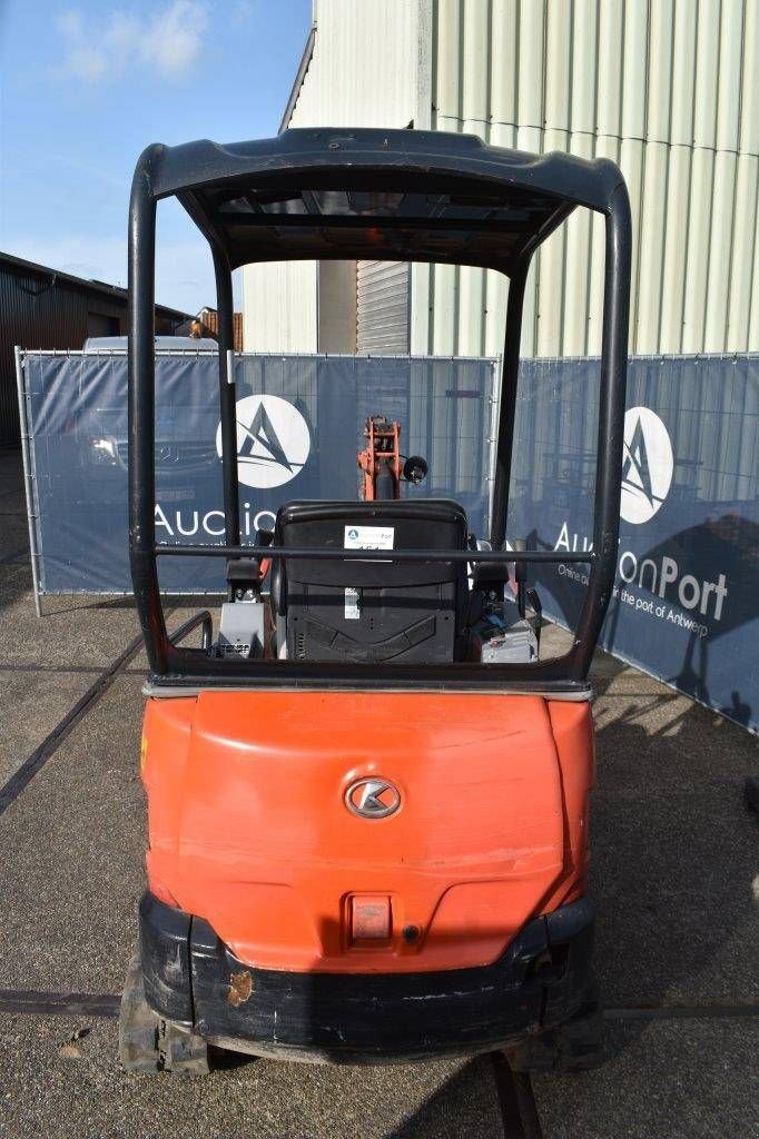 Minibagger du type Kubota KX016-4, Gebrauchtmaschine en Antwerpen (Photo 4)