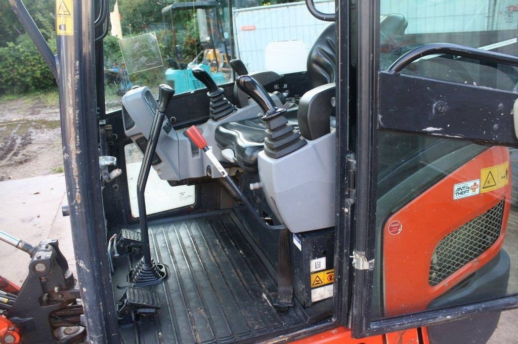 Minibagger van het type Kubota KX016-4, Gebrauchtmaschine in Antwerpen (Foto 4)