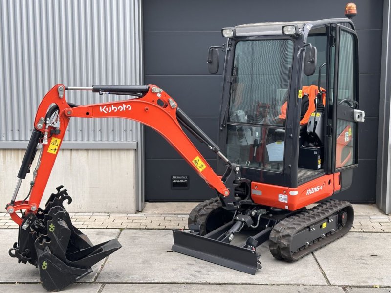 Minibagger of the type Kubota KX016-4, Neumaschine in Vlaardingen