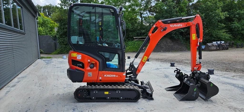 Minibagger van het type Kubota KX019-4 NIEUW ZOMER AANBIEDINGEN., Gebrauchtmaschine in Scharsterbrug (Foto 2)