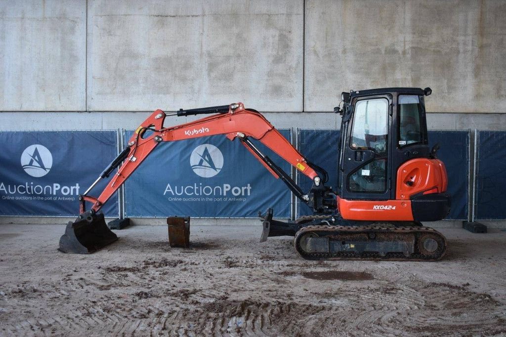 Minibagger del tipo Kubota KX042-4, Gebrauchtmaschine en Antwerpen (Imagen 2)