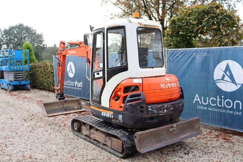 Minibagger del tipo Kubota KX101-3, Gebrauchtmaschine In Antwerpen (Immagine 3)