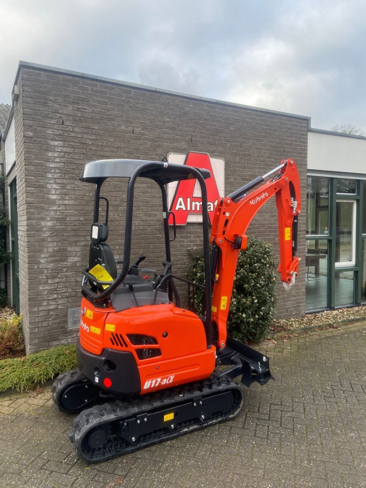 Minibagger of the type Kubota U17-3 Alpha, Neumaschine in Laren Gld (Picture 1)