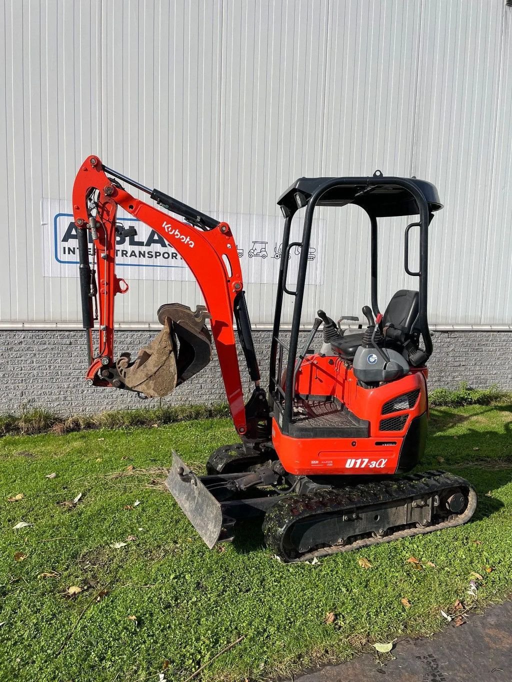 Minibagger типа Kubota U17-3 graafmachine 990 uur Hydr snelwissel, Gebrauchtmaschine в Kwintsheul (Фотография 1)