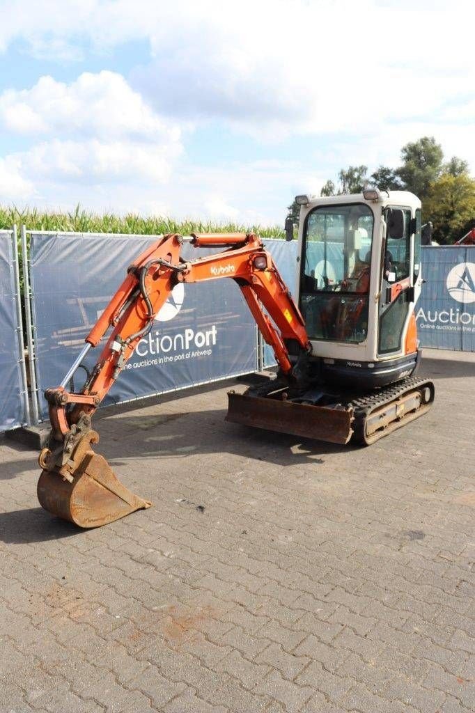 Minibagger du type Kubota U20-3EU, Gebrauchtmaschine en Antwerpen (Photo 10)