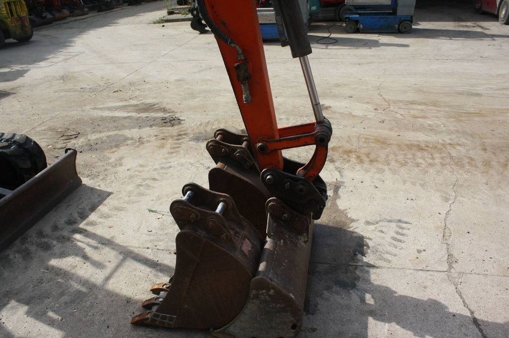 Minibagger des Typs Kubota U25-3A, Gebrauchtmaschine in Antwerpen (Bild 9)