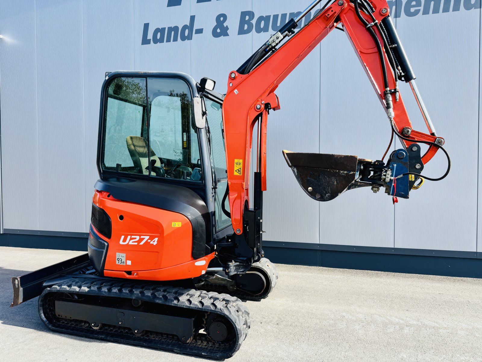 Minibagger du type Kubota U27-4, Gebrauchtmaschine en Falkenstein (Photo 4)