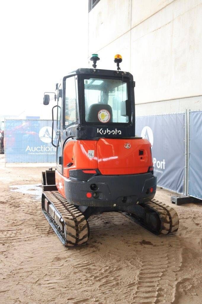 Minibagger du type Kubota U36-4, Gebrauchtmaschine en Antwerpen (Photo 4)