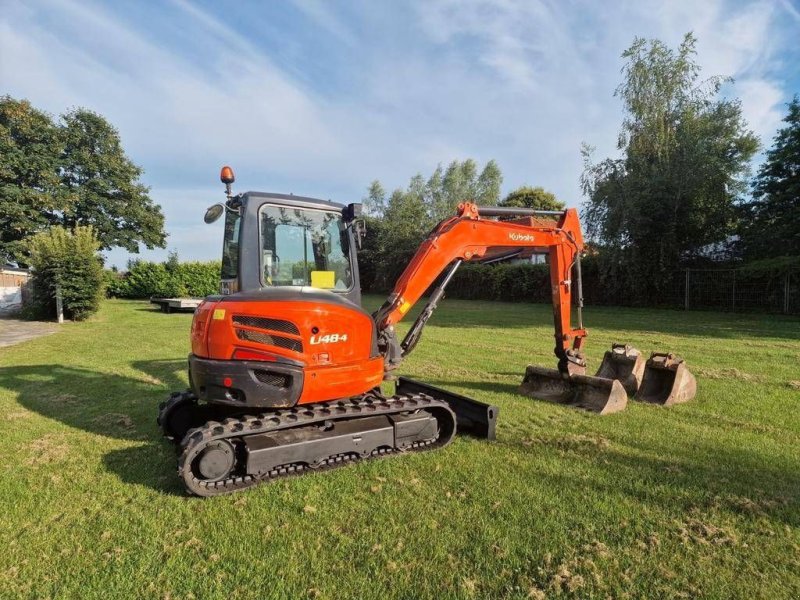 Minibagger des Typs Kubota u48-4 minigraver midi graver graafmachine 5ton, Gebrauchtmaschine in Hooge mierde (Bild 1)