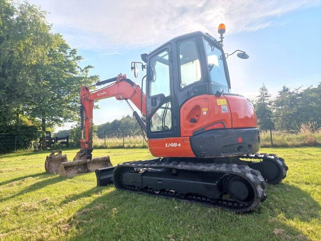 Minibagger a típus Kubota u48-4 minigraver midi graver graafmachine 5ton, Gebrauchtmaschine ekkor: Hooge mierde (Kép 9)