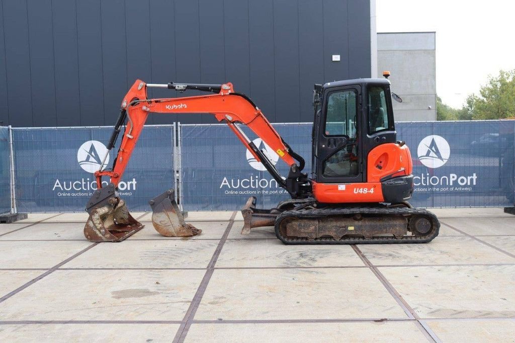 Minibagger van het type Kubota U48-4, Gebrauchtmaschine in Antwerpen (Foto 2)