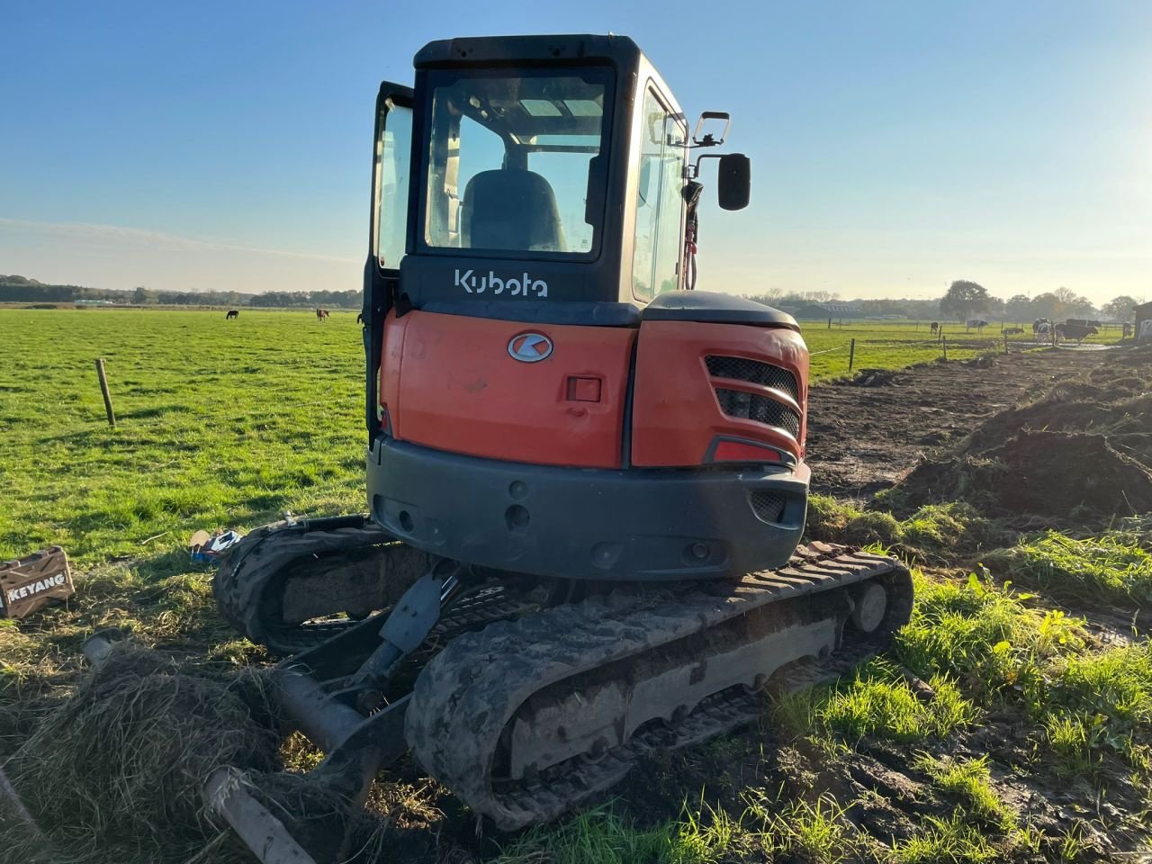 Minibagger du type Kubota U48, Gebrauchtmaschine en Udenhout (Photo 2)