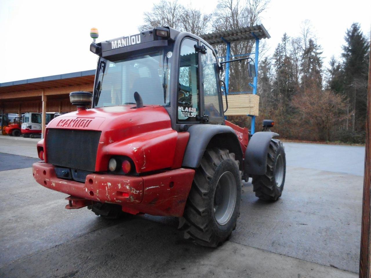 Minibagger des Typs Manitou mla 628 120 lsu mit teleskoparm, Gebrauchtmaschine in ST. NIKOLAI/DR. (Bild 4)