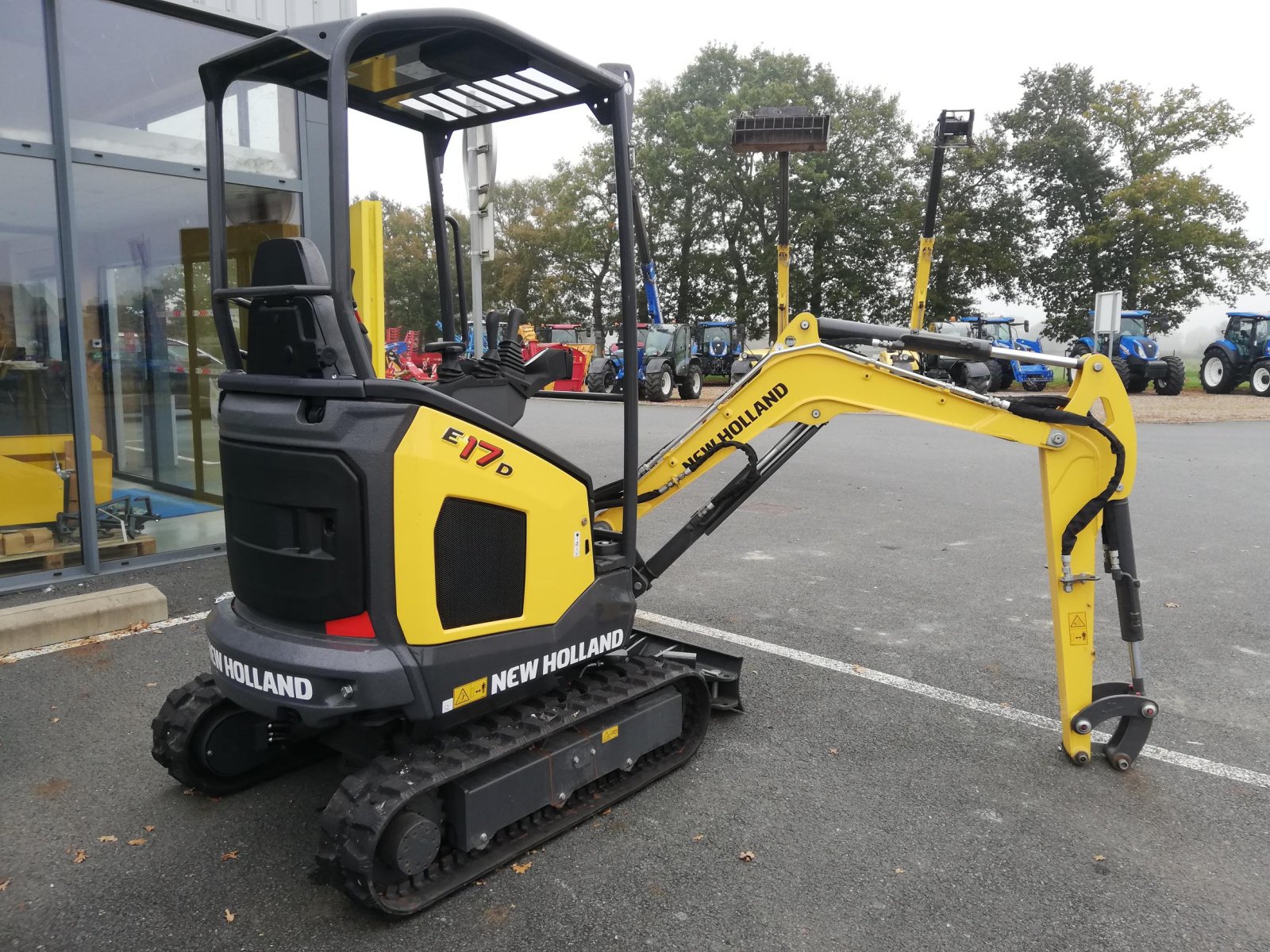 Minibagger typu New Holland E 17 D CANOPY, Gebrauchtmaschine v TREMEUR (Obrázek 1)