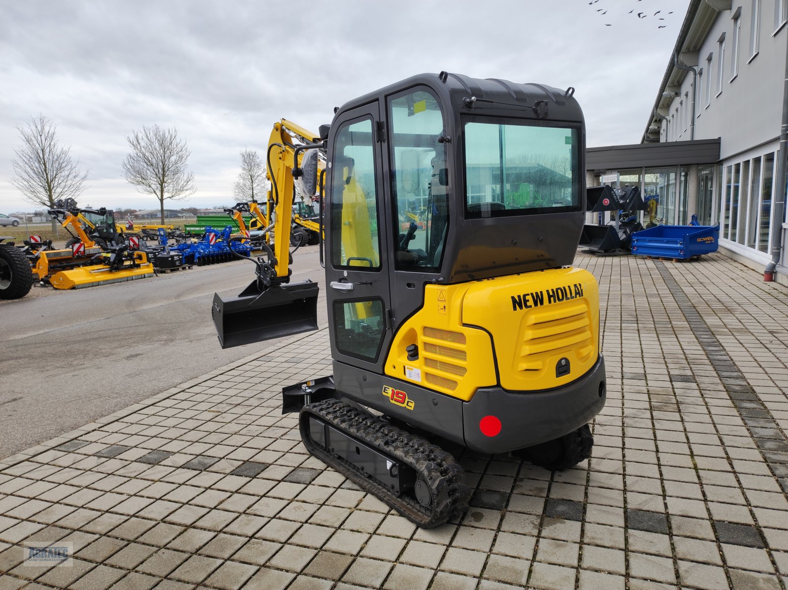 Minibagger Türe ait New Holland E 19 C, Neumaschine içinde Salching bei Straubing (resim 8)