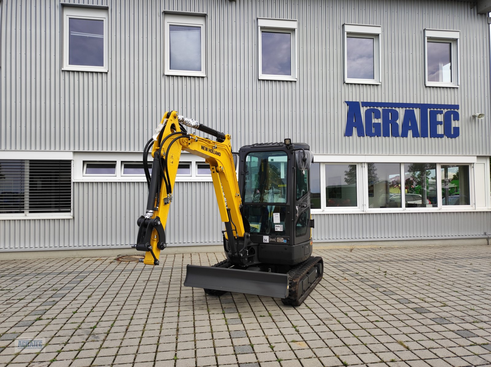 Minibagger του τύπου New Holland E 26 C, Neumaschine σε Salching bei Straubing (Φωτογραφία 1)