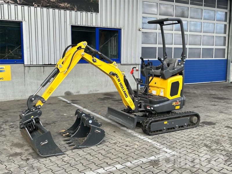 Minibagger of the type New Holland E14D, Gebrauchtmaschine in Düsseldorf (Picture 1)